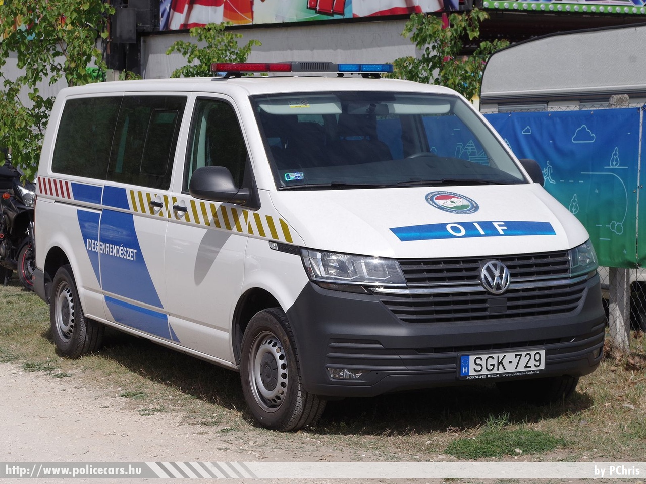 Volkswagen Transporter T6.1, Országos Idegenrendészeti Fõigazgatóság, fotó: PChris
Keywords: magyar Magyarország rendőr rendőrautó rendőrség Hungary hungarian police policecar oif idegenrendészet SGK-729