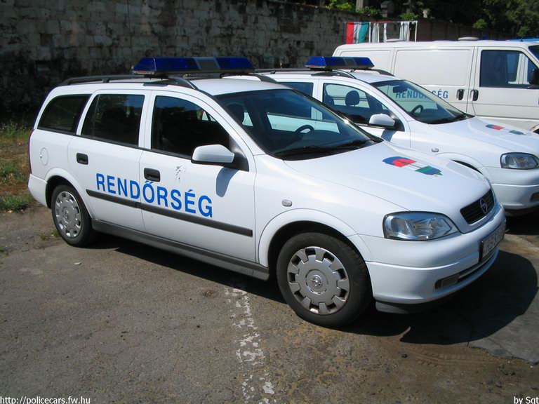 Opel Astra, fotó: Sgt
Keywords: rendőrség rendőr rendőrautó magyar Magyarország police policecar hungarian Hungary