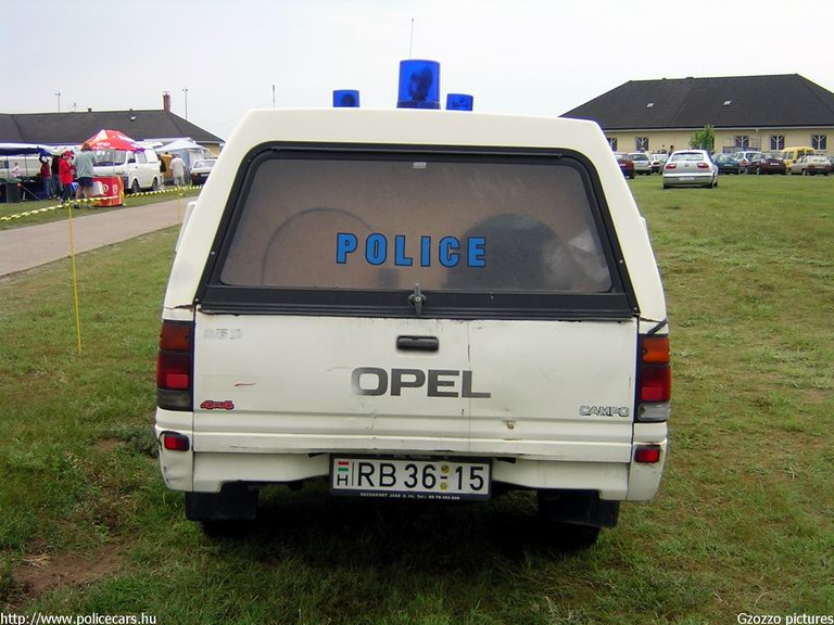 Opel Campo, fotó: Gzozzo pictures
Keywords: rendőrség rendőr rendőrautó magyar Magyarország RB36-15 police policecar hungarian Hungary