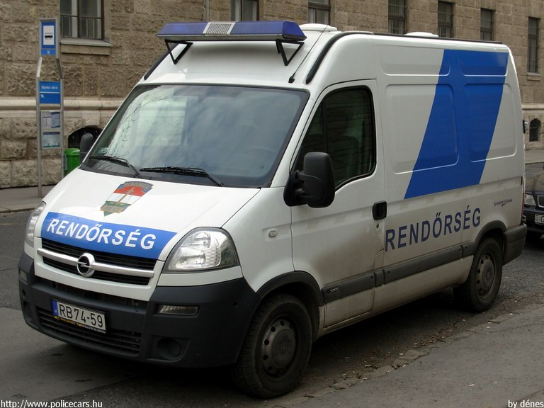Opel Movano, fotó: dénes
Keywords: rendőr rendőrség rendőrautó RB74-59 magyar Magyarország police policecar hungarian Hungary