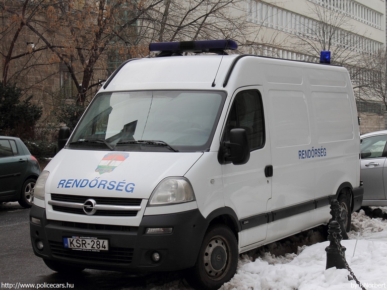 Opel Movano, fotó: HNorbert
Keywords: rendőr rendőrautó rendőrség magyar Magyarország KSR-284 police policecar hungarian Hungary
