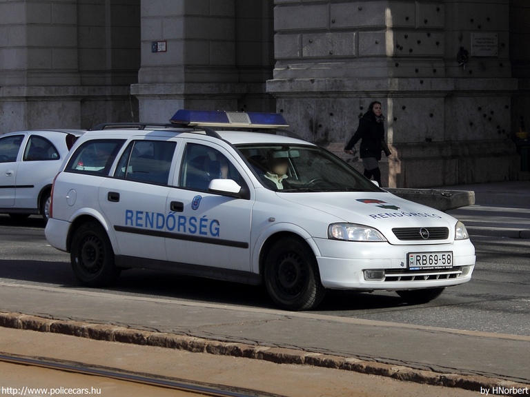 Opel Astra G, fotó: HNorbert 
Keywords: rendőrautó rendőrség rendőr magyar Magyarország RB69-58 police policecar hungarian Hungary