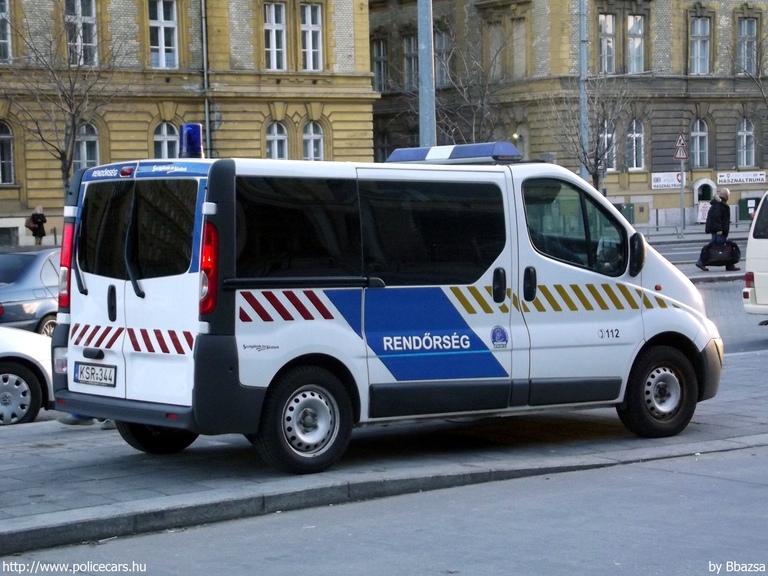Opel Vivaro, fotó: Bbazsa
Keywords: rendőr rendőrautó rendőrség magyar Magyarország KSR-344 police policecar hungarian Hungary