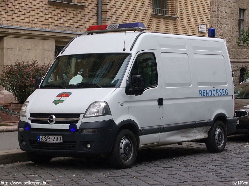Opel Movano, fotó: MBen
Keywords: rendőrség rendőrautó rendőr magyar Magyarország KSR-283 police policecar hungarian Hungary