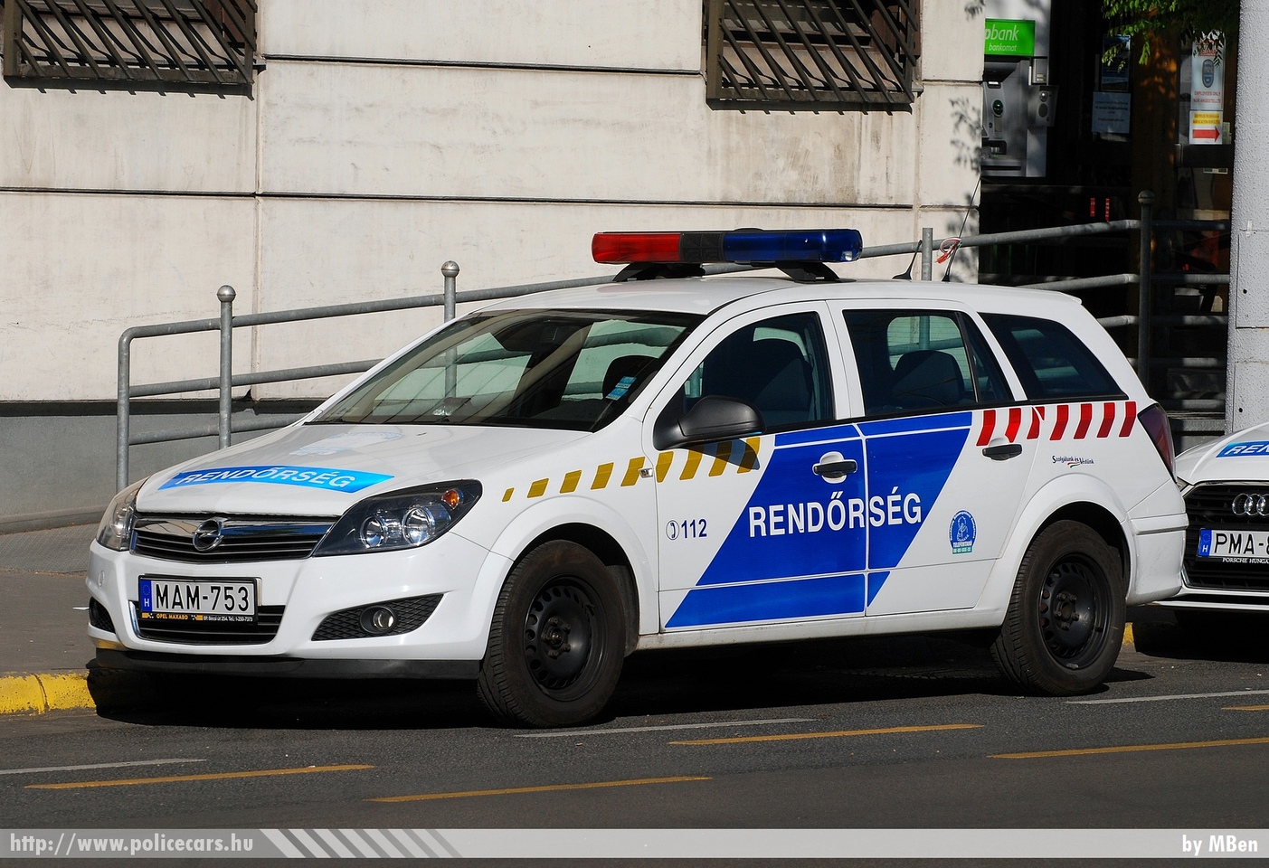 Opel Astra H Caravan, fotó: MBen
Keywords: magyar Magyarország rendőr rendőrautó rendőrség Hungary hungarian police policecar MAM-753
