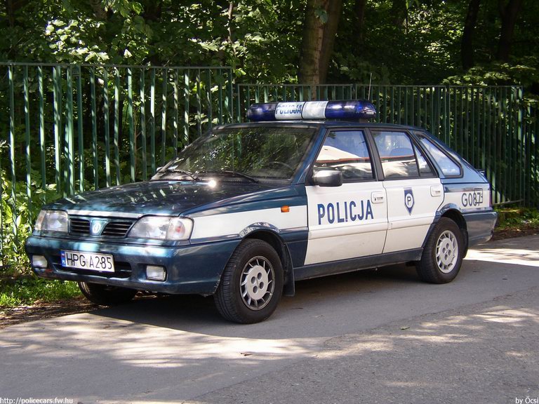 FSO Polonez, fotó: Öcsi
Keywords: rendőr rendőrautó rendőrség lengyel Lengyelország