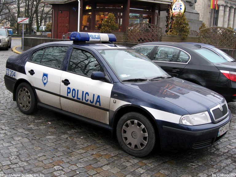 Skoda Octavia, fotó: Colargol87
Keywords: rendőr rendőrautó rendőrség lengyel Lengyelország
