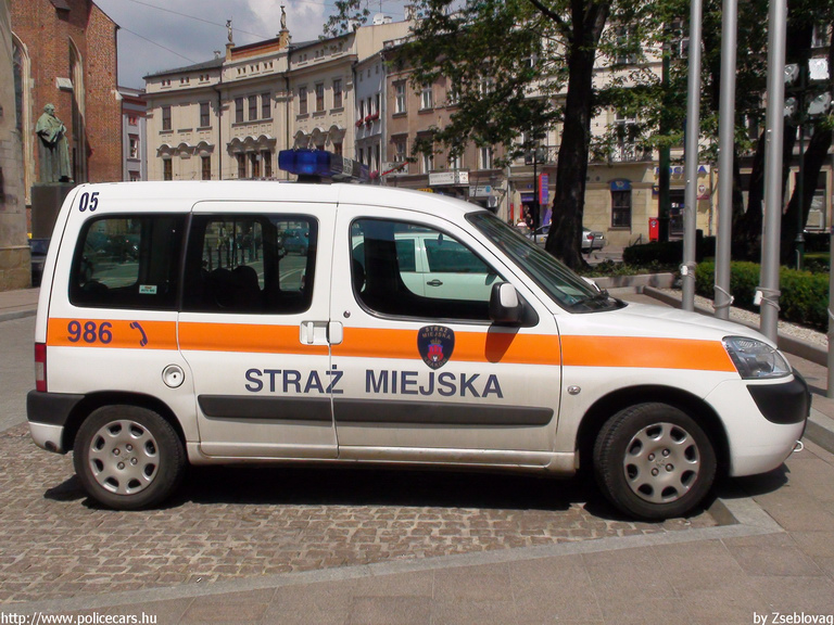 Peugeot Partner, fotó: Zseblovag
Keywords: lengyel lengyelország