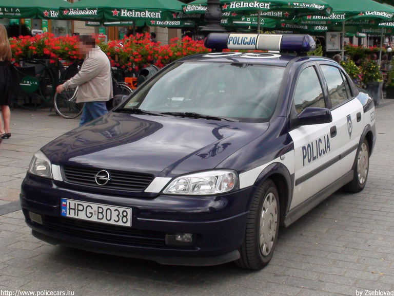 Opel Astra G, fotó: Zseblovag
Keywords: lengyel lengyelország rendőr rendőrautó rendőrség
