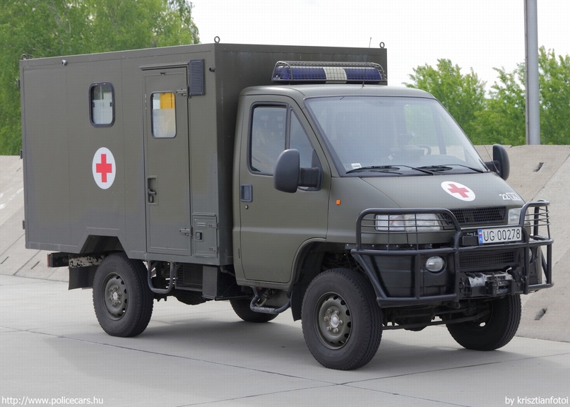 SCAM SM-50 4x4 AMZ-Kutno, fotó: krisztianfotoi
Keywords: lengyel Lengyelország mentő mentőautó katonai