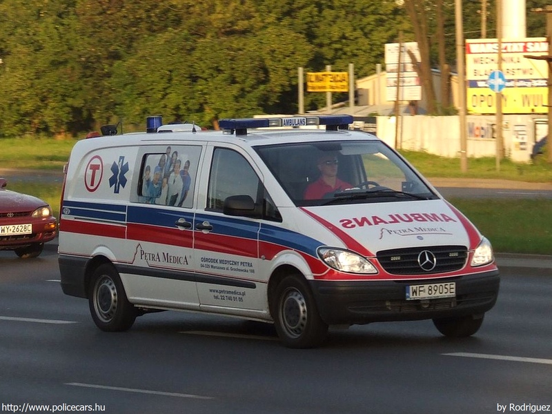 Mercedes-Benz Vito II, fotó: Rodriguez
Keywords: lengyel Lengyelország mentő mentőautó