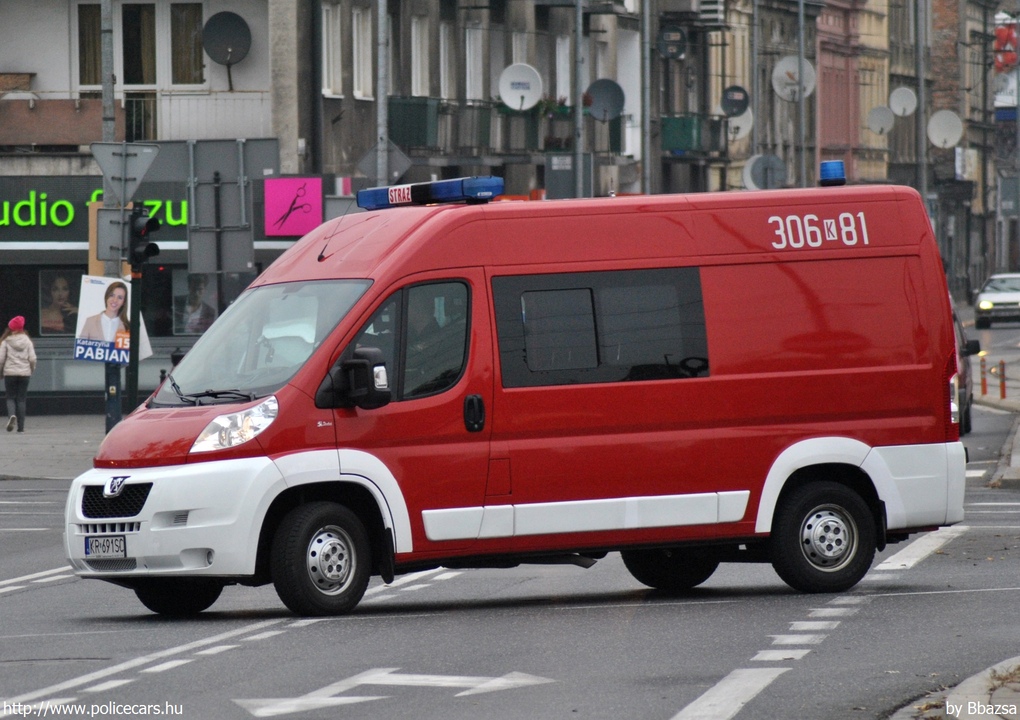 Peugeot Boxer, Krakkó, fotó: Bbazsa
Keywords: krakkó lengyel Lengyelország tûzoltó tûzoltóság poland 