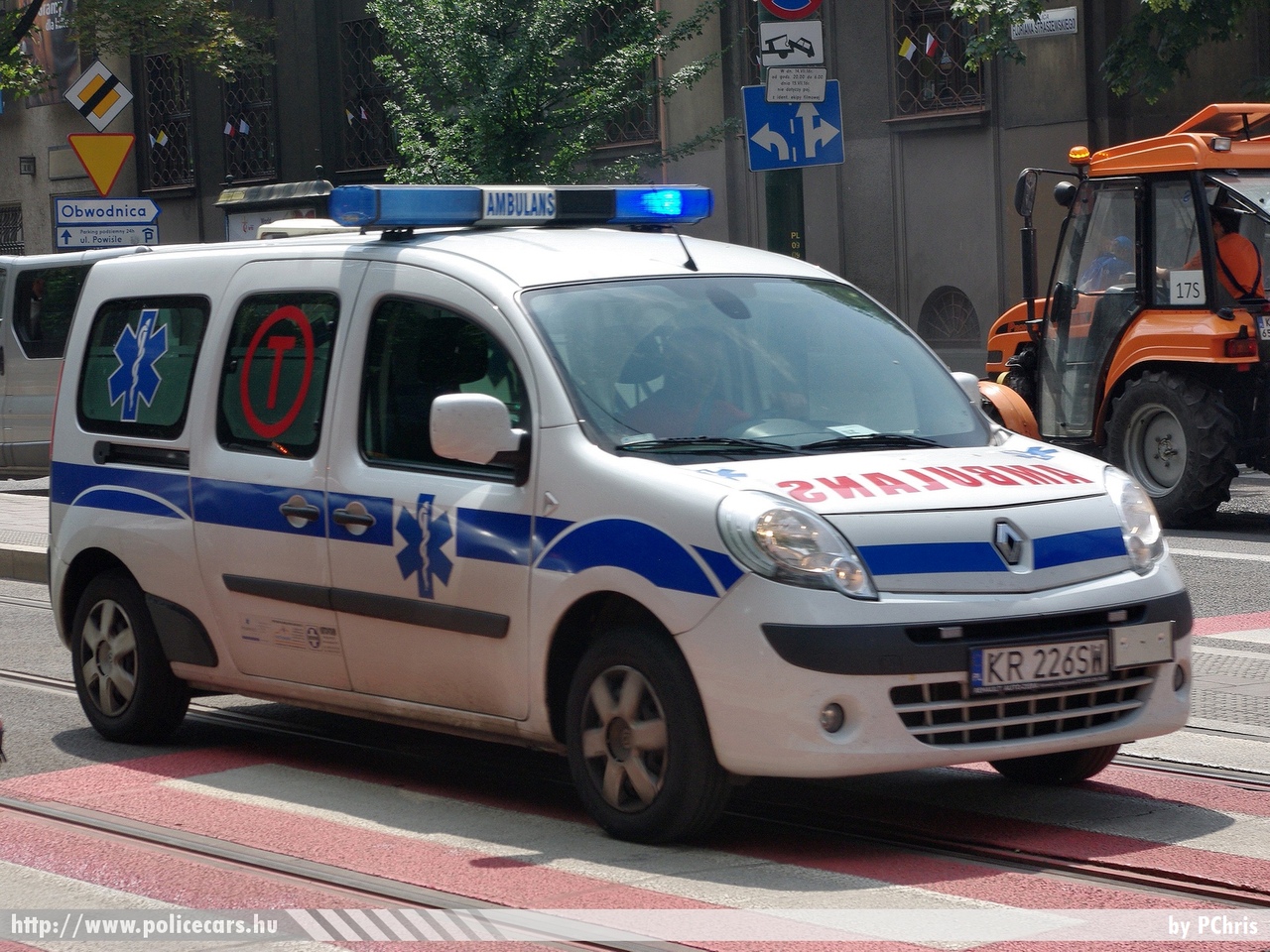 Renault Kangoo Maxi, fotó: PChris
Keywords: lengyel lengyelország mentő ambulance