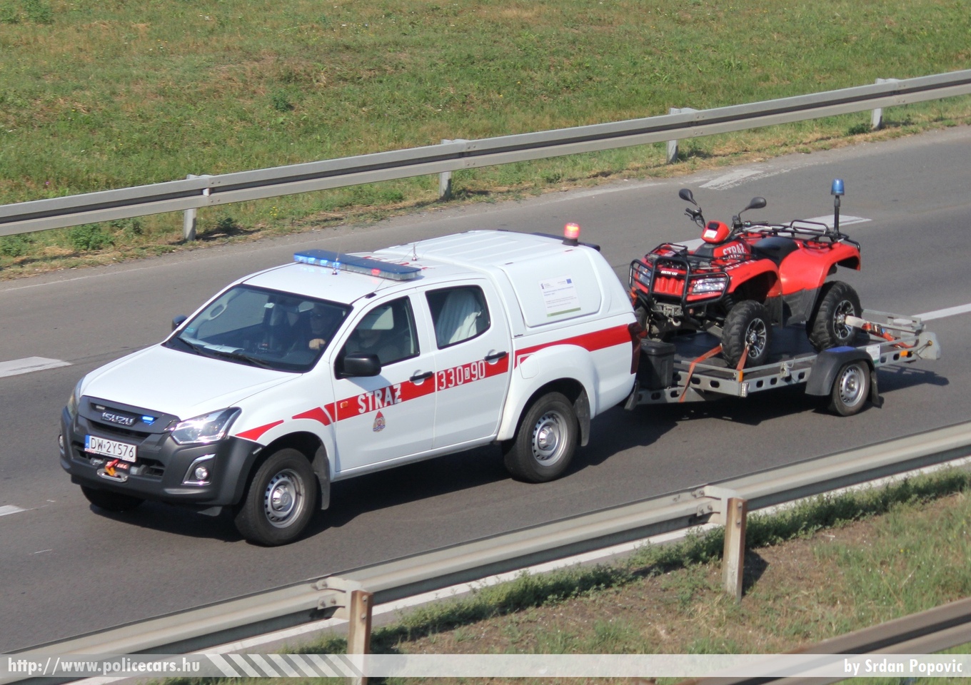 Isuzu D-MAX SLRR, Katy Wroc³awskie, fotó: Srdan Popovic
Keywords: lengyel Lengyelország polish Poland fire firetruck tûzoltó tûzoltóautó