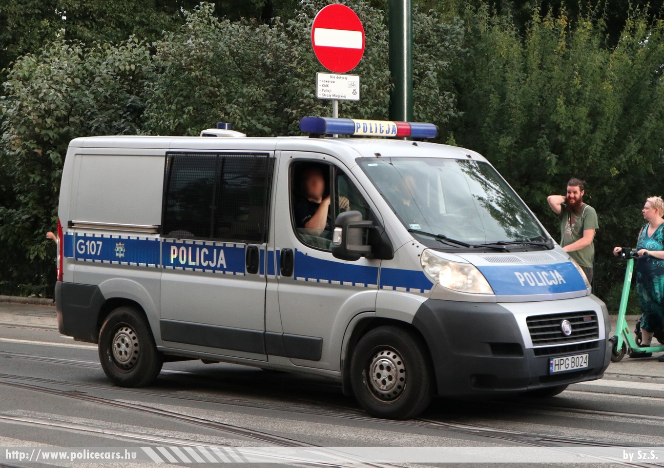 Fiat Ducato, fotó: Sz.S.
Keywords: lengyel Lengyelország polish Poland rendőr rendőrautó police policecar
