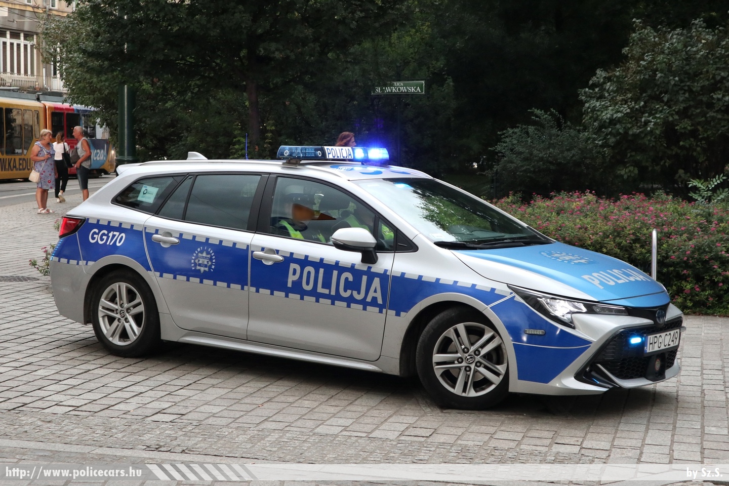 Toyota Corolla Touring Sports 1.8 Hybrid, fotó: Sz.S.
Keywords: lengyel Lengyelország polish Poland rendőr rendőrautó police policecar