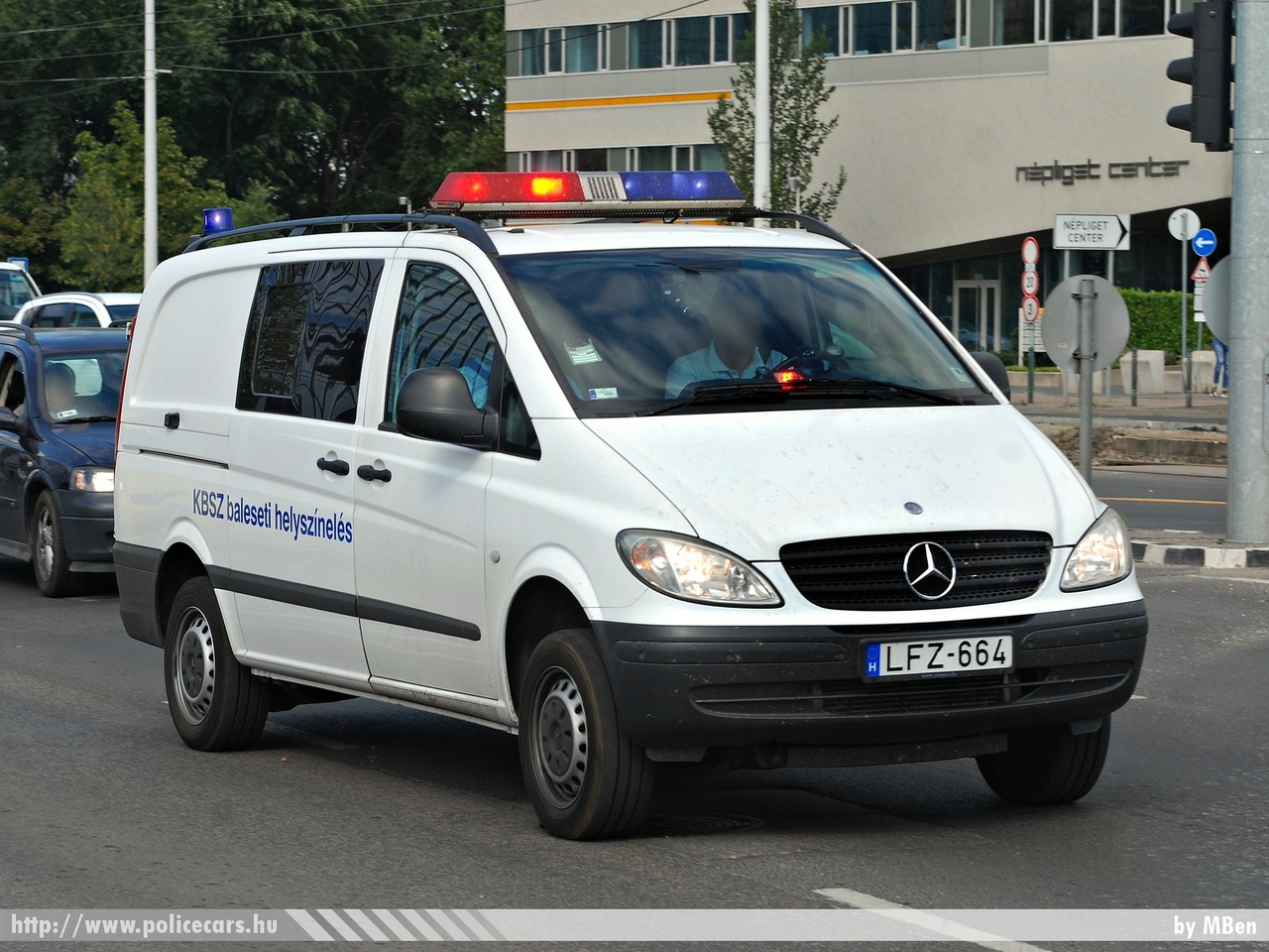 Mercedes-Benz Vito 115 CDI 4x4, Közlekedésbiztonsági Szervezet, fotó: MBen
Keywords: KBSZ magyar Magyarország LFZ-664