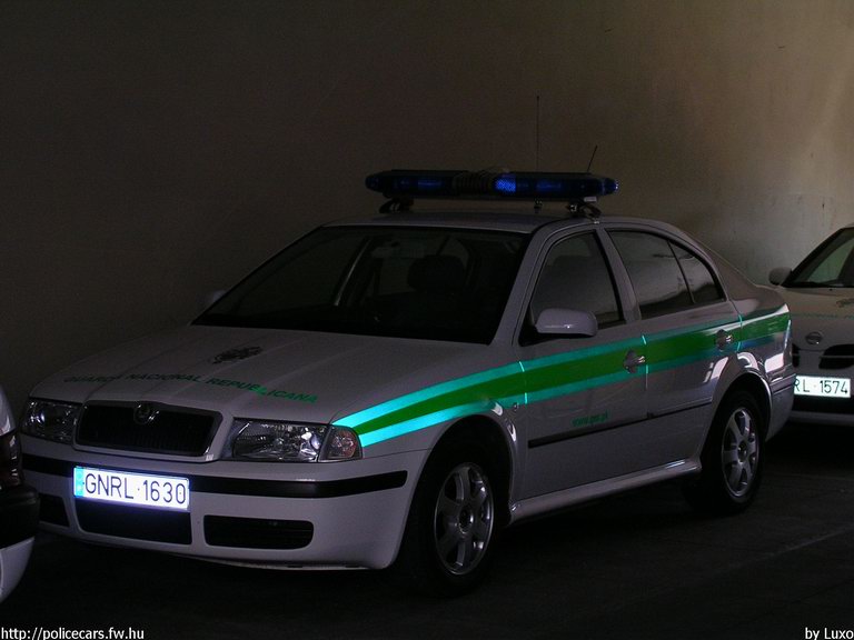 Skoda Octavia, fotó: Luxo
Keywords: rendőr rendőrautó rendőrség portugál Portugália