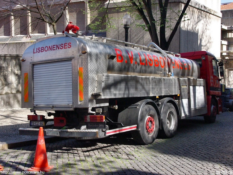 Mercedes Actros 2535, fotó: PChris
Keywords: tûzoltó tûzoltóautó tûzoltóság portugál Portugália