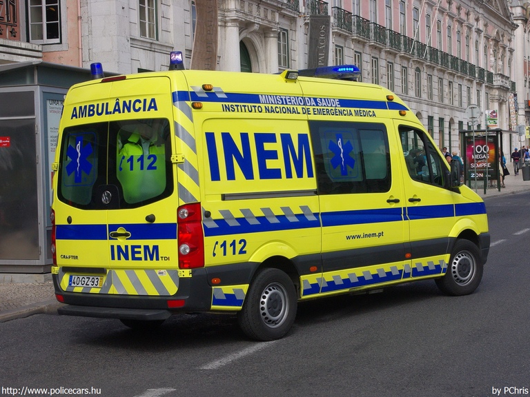 Volkswagen Crafter, fotó: PChris
Keywords: portugál Portugália mentő mentőautó