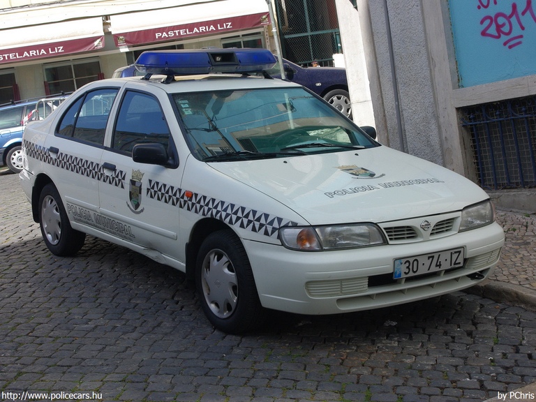 Nissan Almera, fotó: PChris
Keywords: portugál Portugália rendőr rendőrautó rendőrség