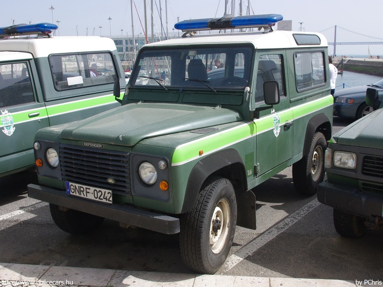 Land Rover Defender, fotó: PChris
Keywords: portugál Portugália rendőr rendőrautó rendőrség