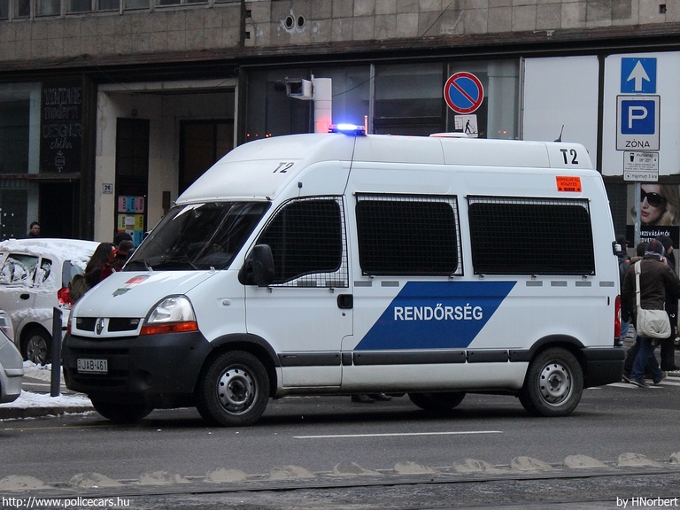 Renault Master, fotó: HNorbert
Keywords: police policecar Hungary hungarian rendőr rendőrautó rendőrség magyar Magyarország JAB-461