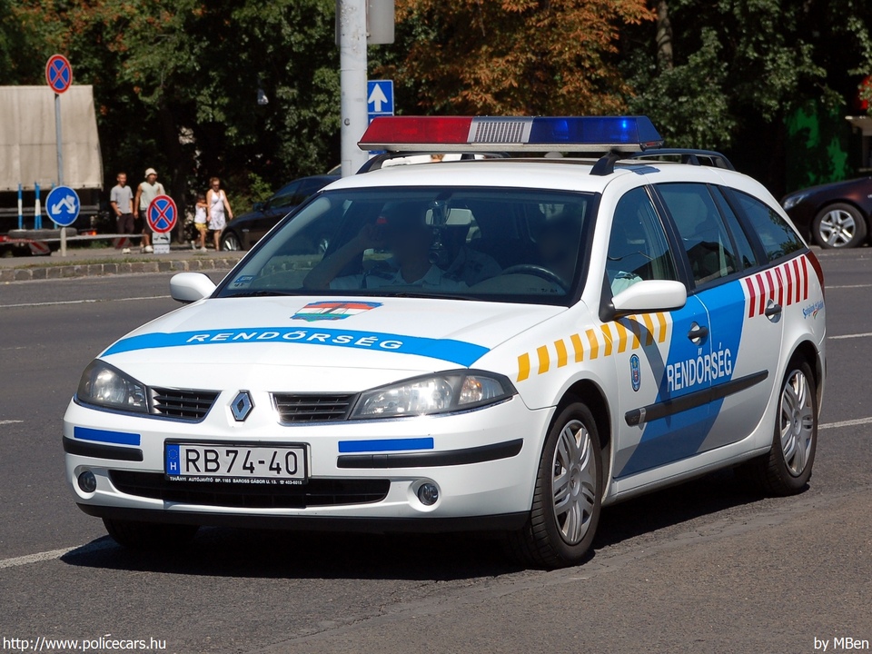 Renault Laguna, fotó: MBen
Keywords: police policecar Hungary hungarian rendőr rendőrautó rendőrség magyar Magyarország RB74-40