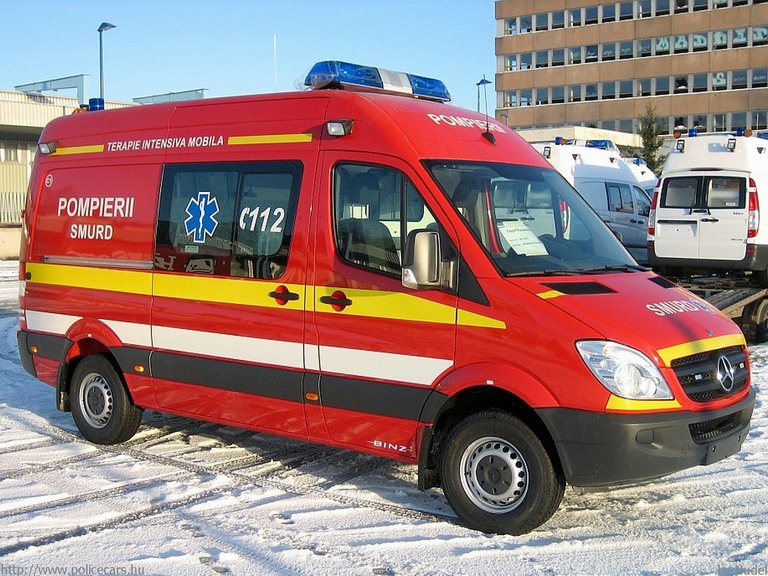 Mercedes Sprinter II, SMURD, fotó: Nudel
Keywords: román Románia mentő mentőautó SMURD tûzoltó tûzoltóautó