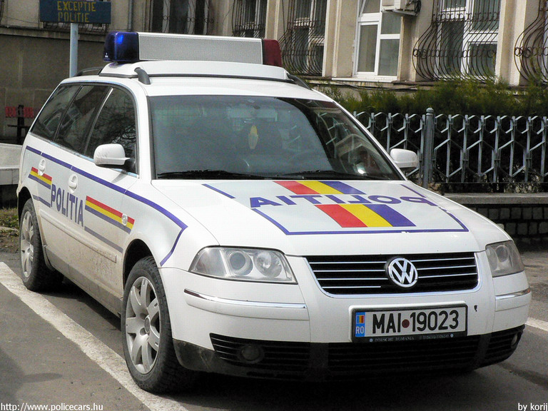 VW Passat, fotó: korij
Keywords: román Románia rendőr rendőrség rendőrautó