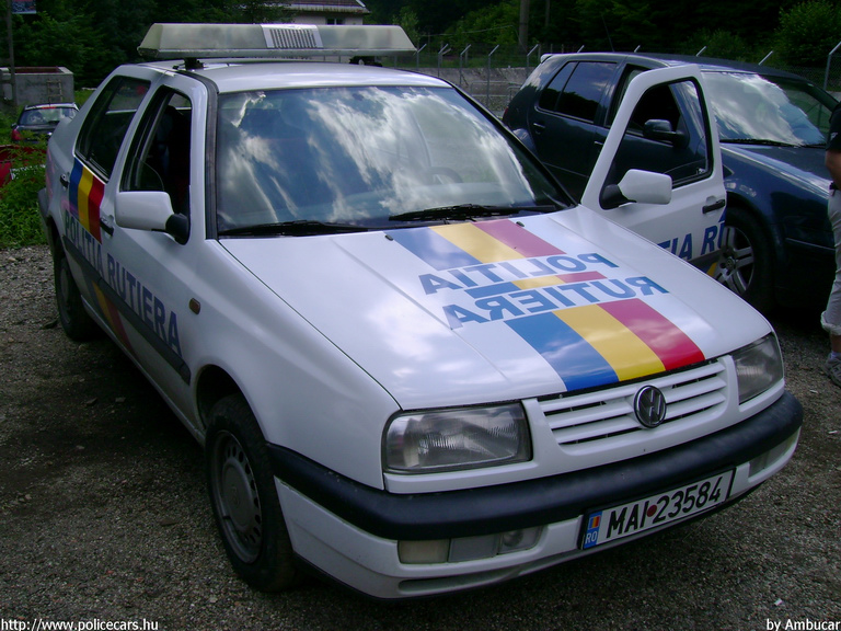 VW Vento, fotó: Ambucar
Keywords: román Románia rendőr rendőrség rendőrautó