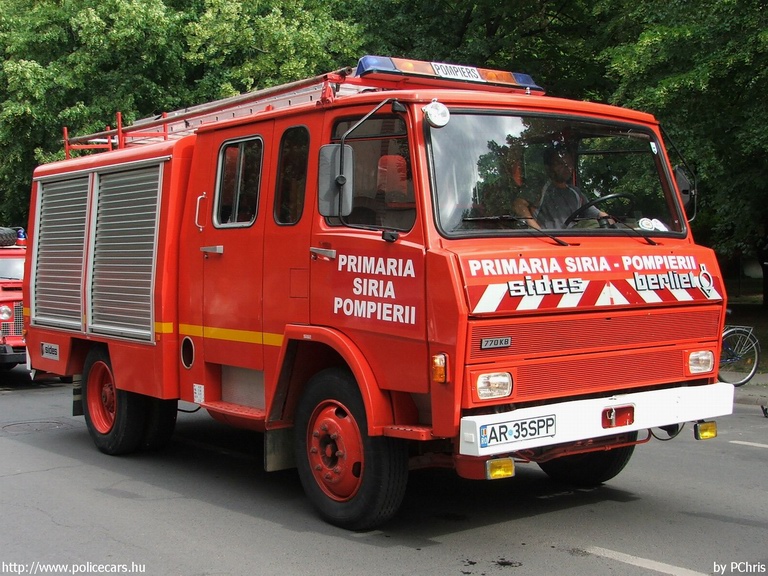 Berliet 770KB ,fotó: PChris
Keywords: román Románia tûzoltó tûzoltóautó