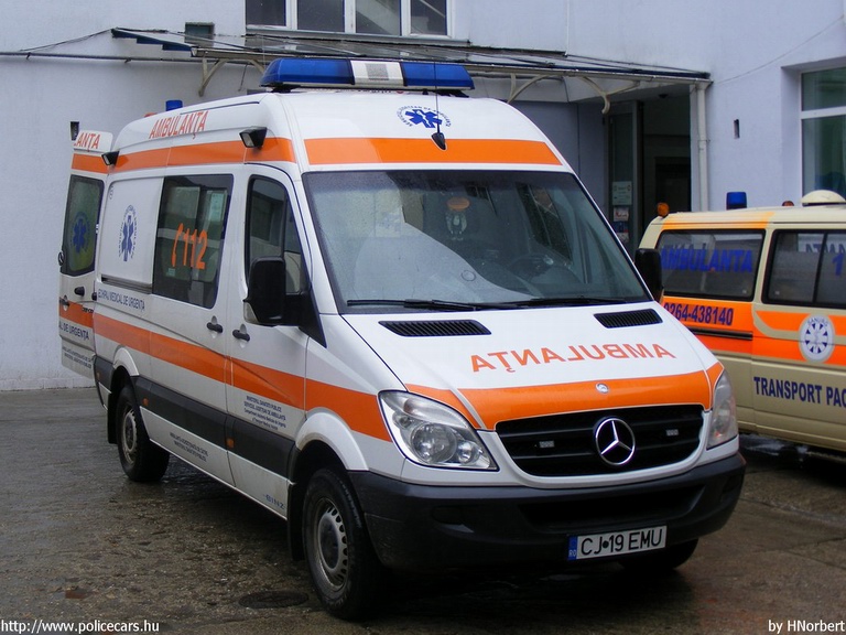 Mercedes Sprinter II, fotó: HNorbert
Keywords: román Románia mentő mentőautó