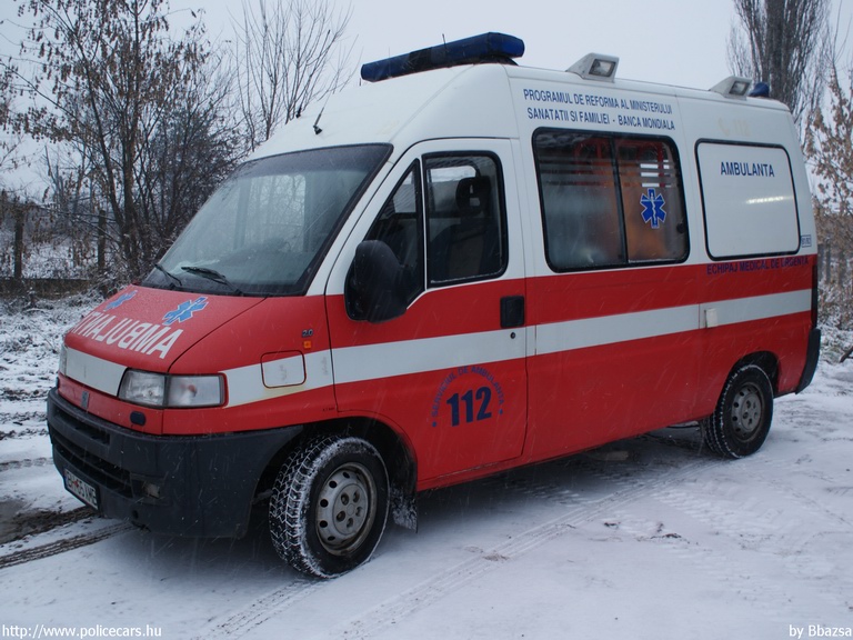 Fiat Ducato, fotó: Bbazsa
Keywords: román Románia mentő mentőautó
