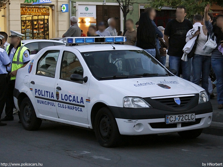 Dacia Logan, fotó: HNorbert
Keywords: rendőr rendőrautó rendőrség román Románia CJ72CLC