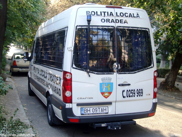 Volkswagen Crafter, fotó: aerio
Keywords: rendőr rendőrautó rendőrség román Románia BH09TAH