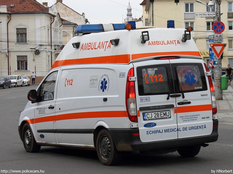 Mercedes-Benz Vito II 115 CDI, fotó: HNorbert
Keywords: román Románia mentő mentőautó CJ28EMU