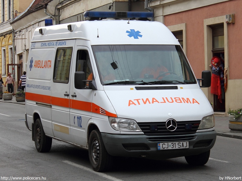 Mercedes-Benz Sprinter, fotó: HNorbert
Keywords: román Románia mentő mentőautó CJ31SAJ