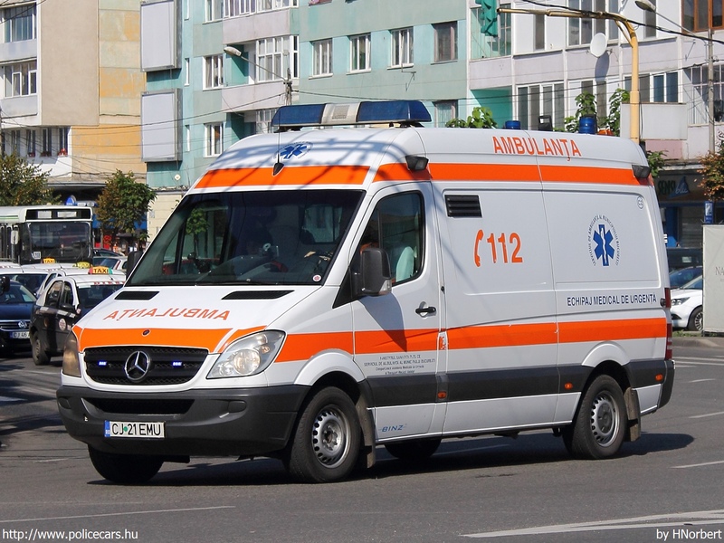 Mercedes-Benz Sprinter II 318 CDI Binz, fotó: HNorbert
Keywords: román Románia mentő mentőautó CJ21EMU