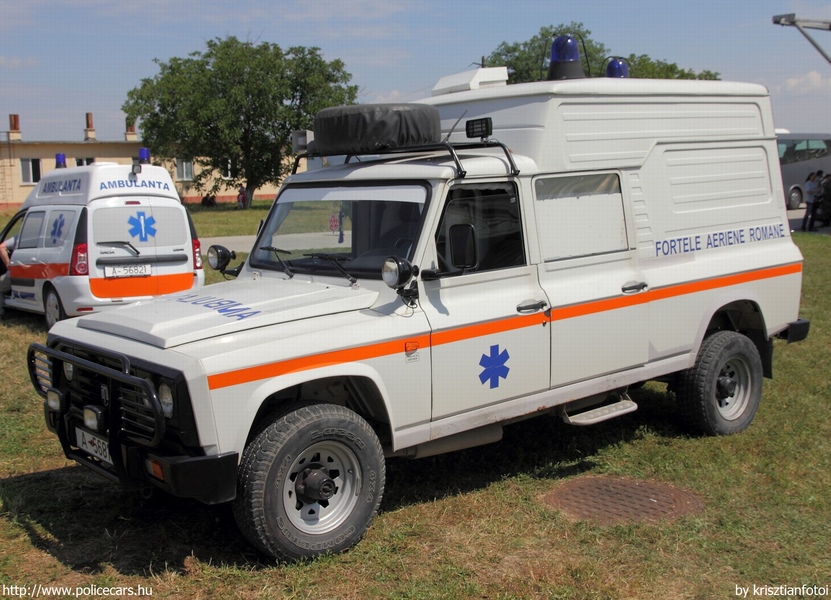 ARO, fotó: krisztianfotoi
Keywords: román Románia mentő mentőautó katonai