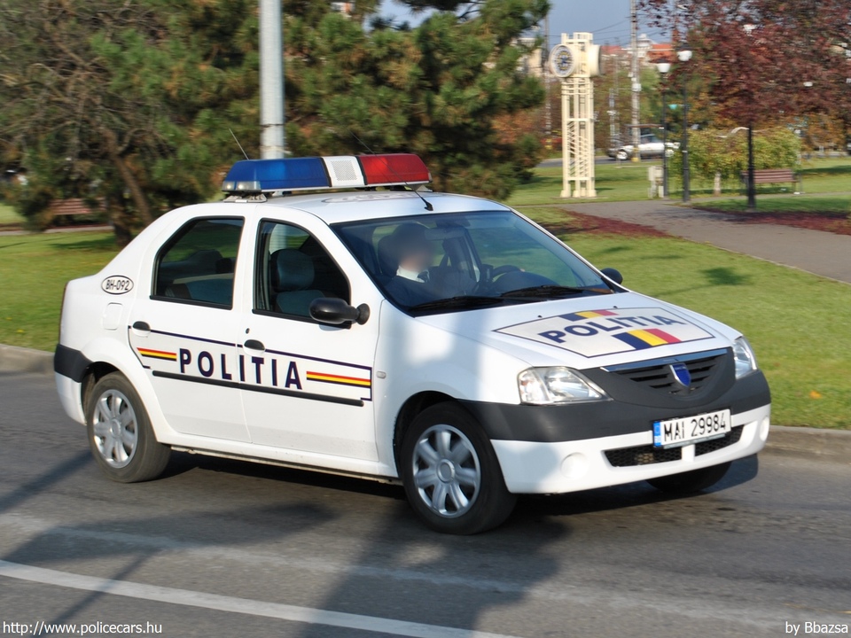 Dacia Logan, fotó: Bbazsa
Keywords: román Románia rendőr rendőrautó rendőrség romanian Romania police policecar MAI29984