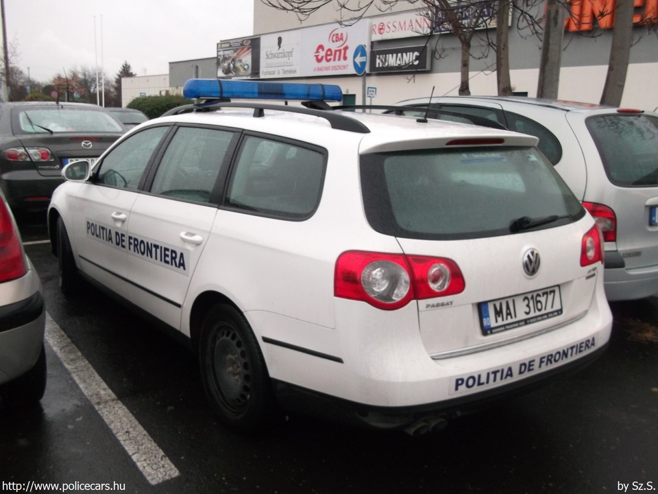 Volkswagen Passat Variant, fotó: Sz.S.
Keywords: román Románia rendőr rendőrautó rendőrség határőrség Romania border police policecar MAI31677