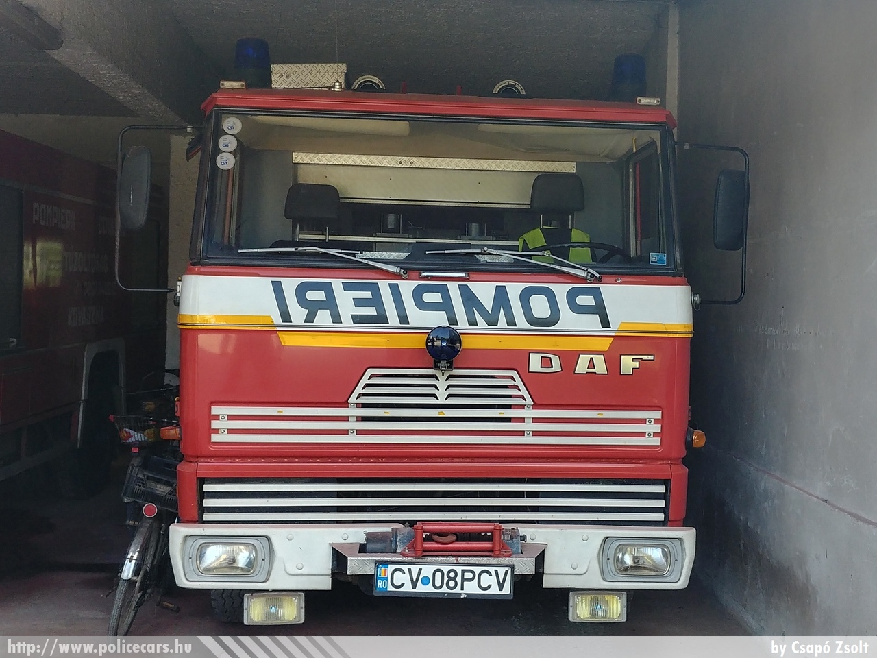 DAF, Kovásznai Önkéntes Tûzoltó Egyesület, fotó: Csapó Zsolt
Keywords: román Románia tûzoltó tûzoltóautó romanian Romania fire firetruck