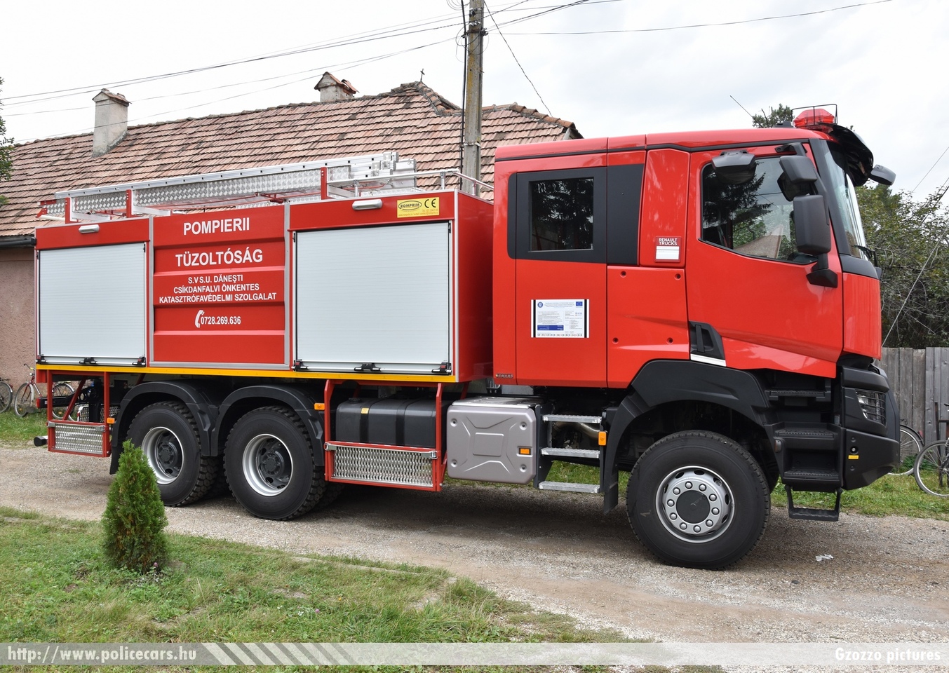 Renault Romprim, Csíkdánfalvi Önkéntes Tûzoltó Egyesület, fotó: Gzozzo pictures
Keywords: román Románia tûzoltó tûzoltóautó romanian Romania fire firetruck