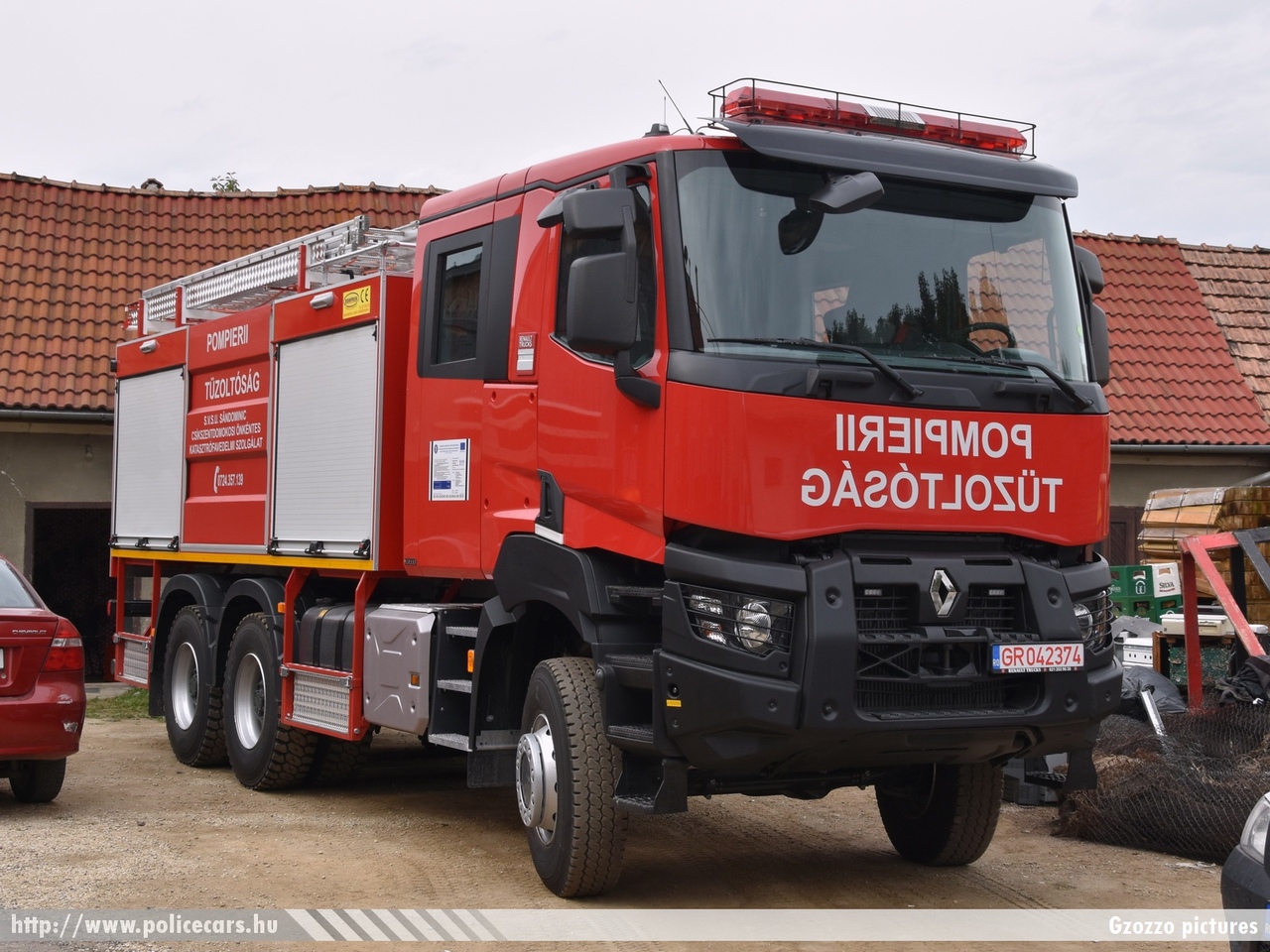 Renault Romprim, Csíkszentdomokosi Önkéntes Tûzoltó Egyesület, fotó: Gzozzo pictures
Keywords: román Románia tûzoltó tûzoltóautó romanian Romania fire firetruck