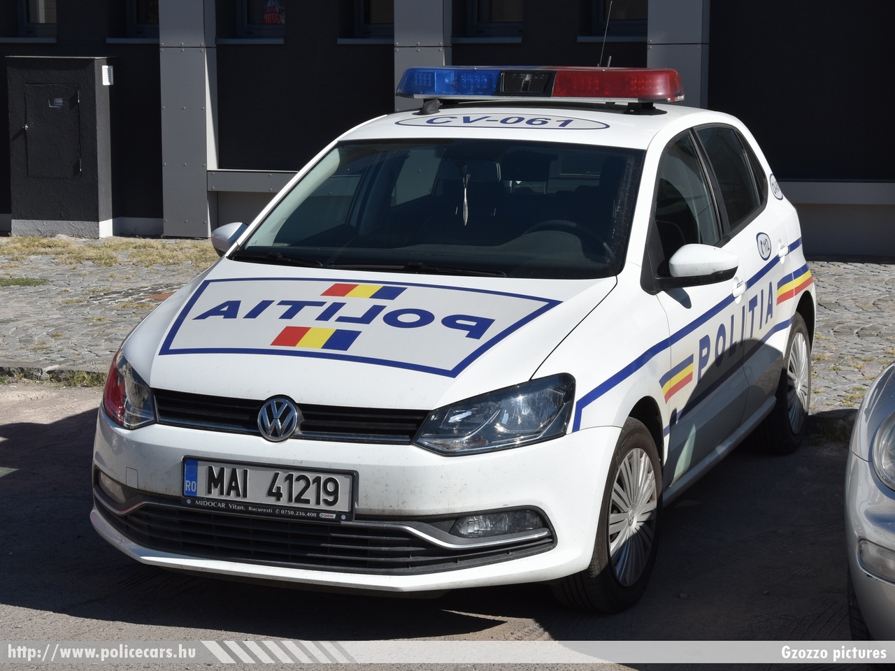 Volkswagen Polo TSI, fotó: Gzozzo pictures
Keywords: román Románia rendőr rendőrautó rendőrség
