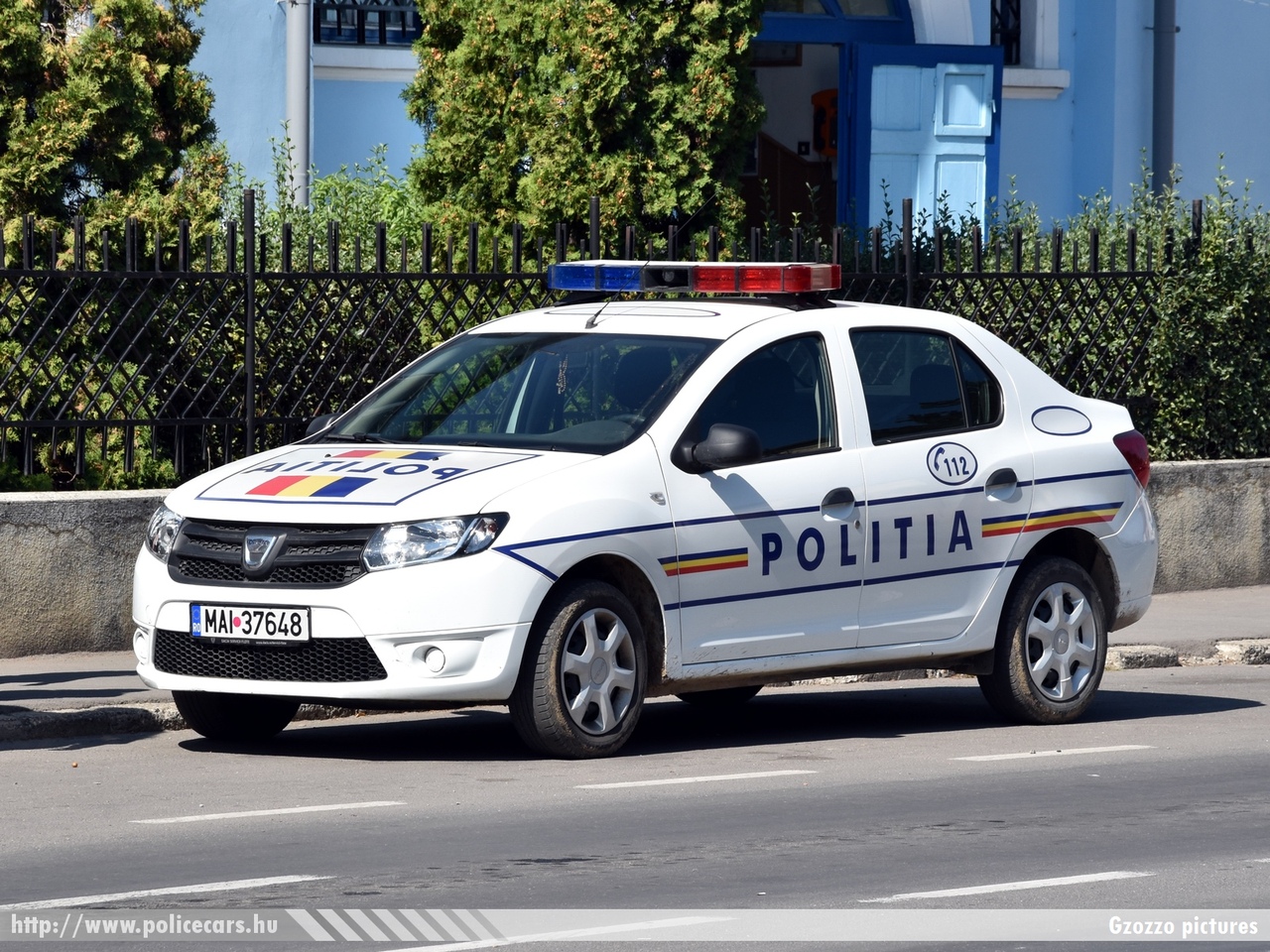 Dacia Logan, fotó: Gzozzo pictures
Keywords: román Románia rendőr rendőrautó rendőrség