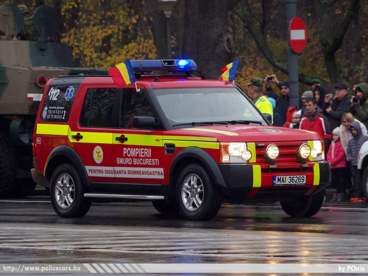 Land Rover, SMURD, fotó: PChris
Keywords: román Románia mentő mentőautó SMURD tûzoltó tûzoltóautó