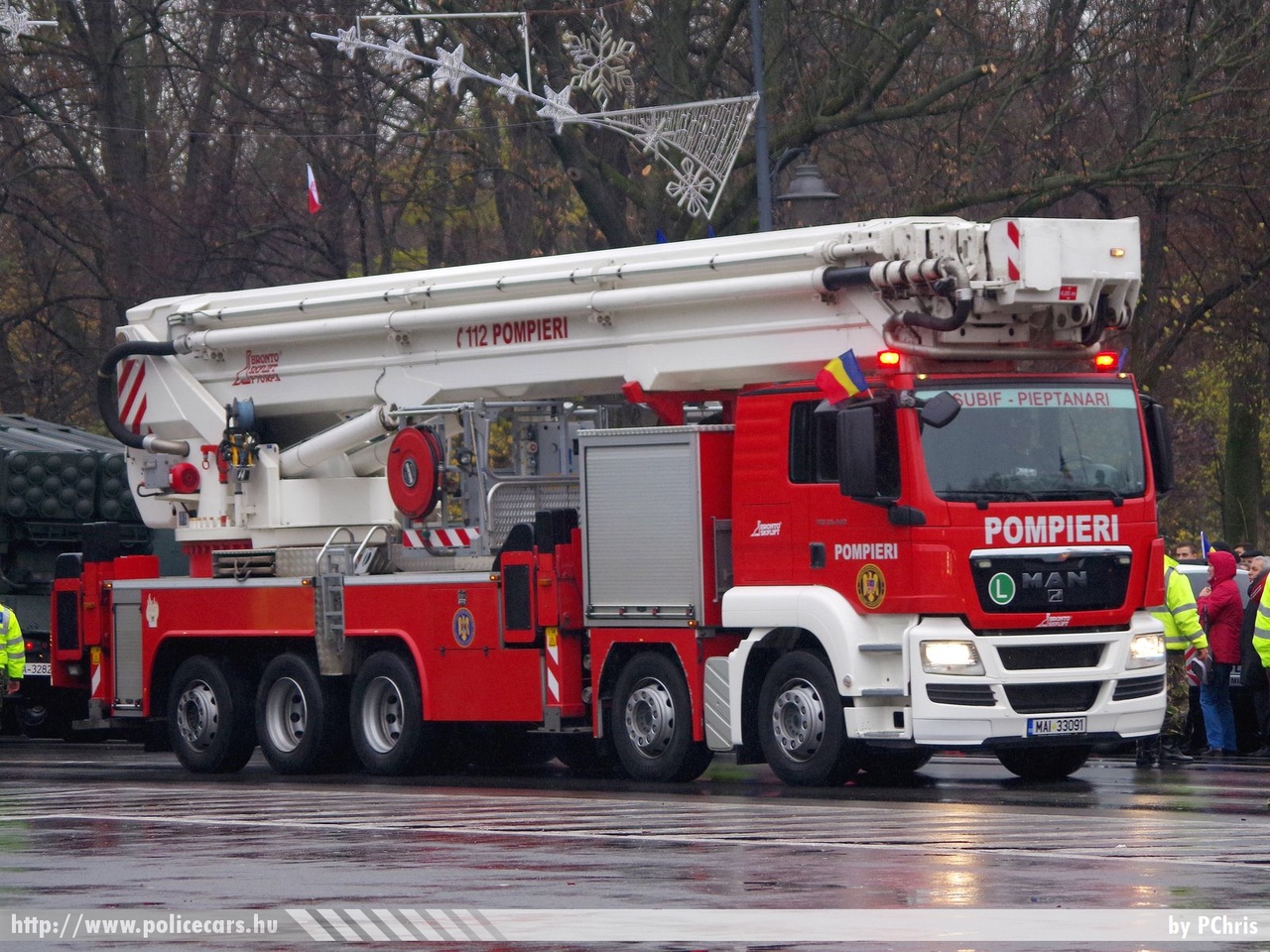 MAN TGS Bronto Skylift F70RPX, fotó: PChris
Keywords: fire román Románia tûzoltó tûzoltóautó romanian Romania firetruck