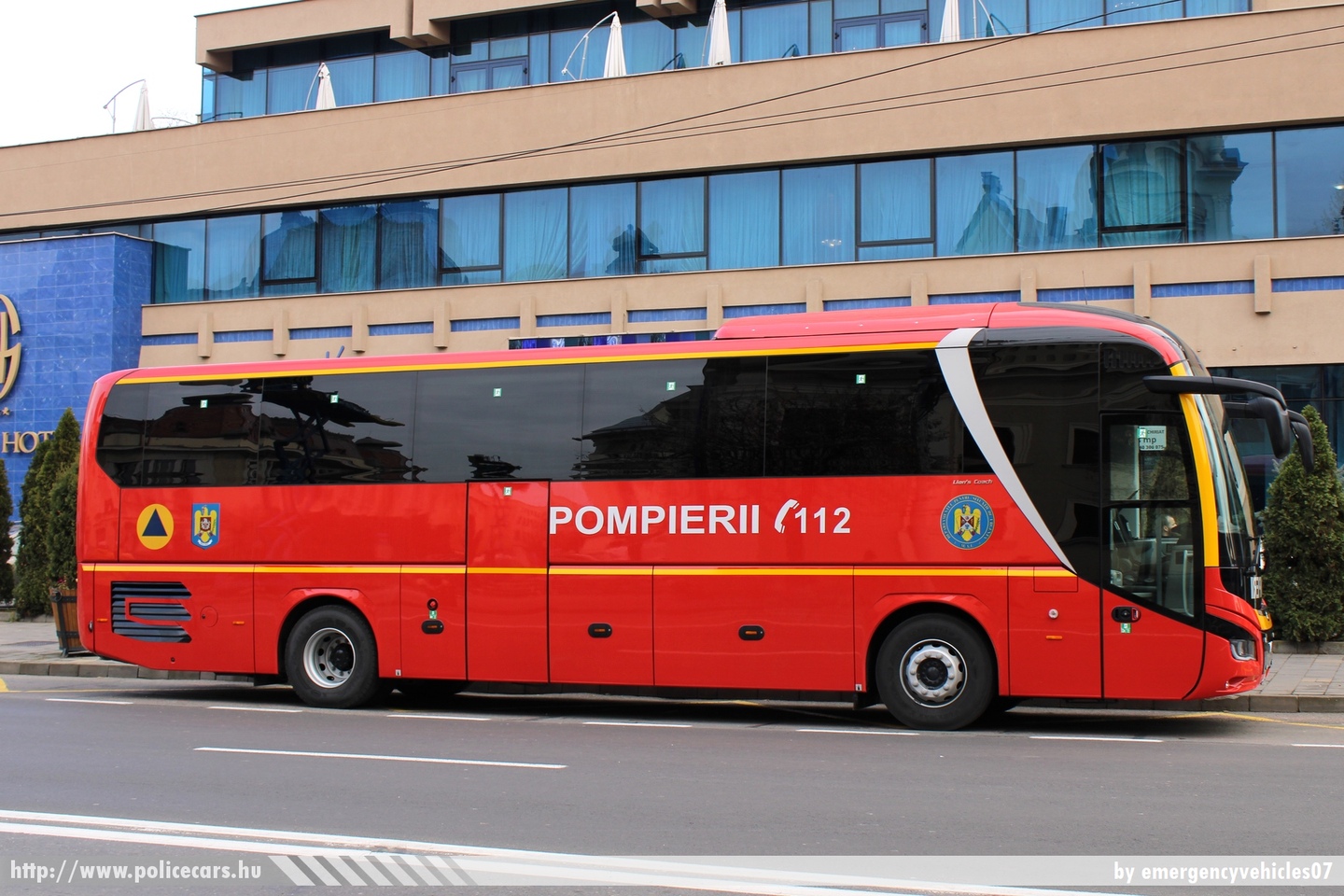 MAN Lion's Coach, fotó: emergencyvehicles07
Keywords: fire román Románia tûzoltó tûzoltóautó romanian Romania firetruck